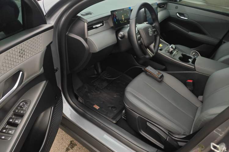 Used BYD Qin PLUS 2025 DM-i Smart Drive 55KM Leading Model
