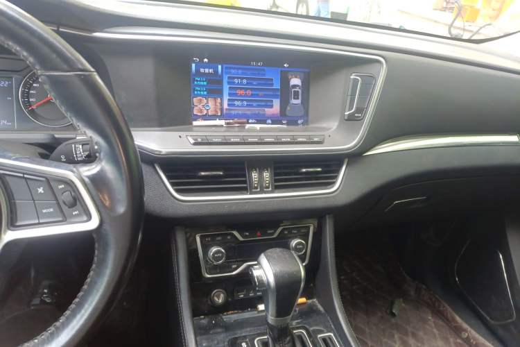 Used Zotye T600 Coupe 2017 1.5T Automatic Luxury Model Audio And AC Panel