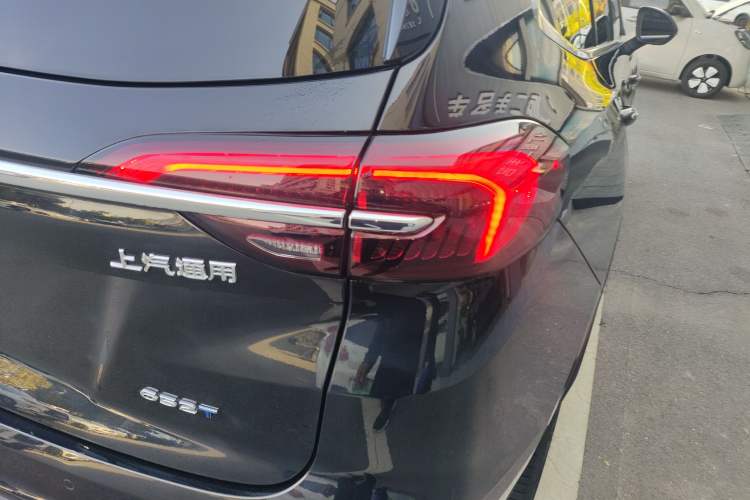 Used Buick Envision 2023 Encore Plus 652T Five-Seat Luxury Model
