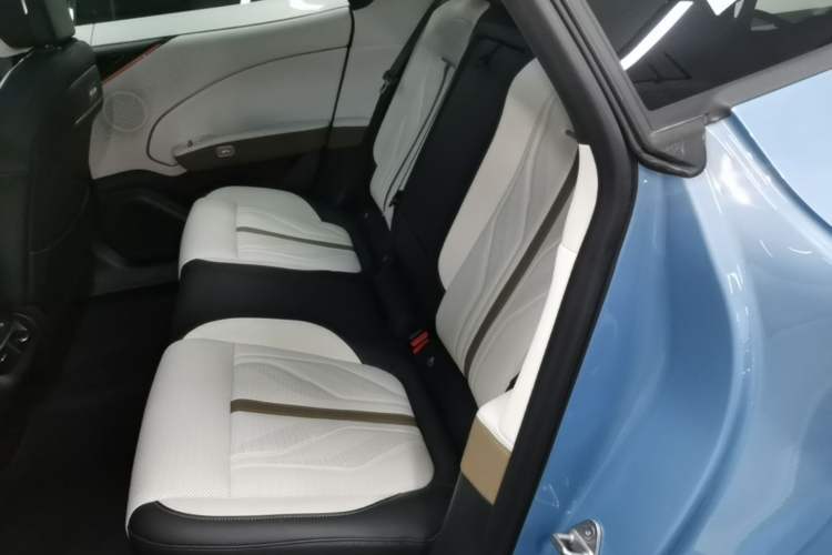 Used Zeekr 007GT 2025 Four-Wheel Drive Intelligent Driving Version 75 kWh
