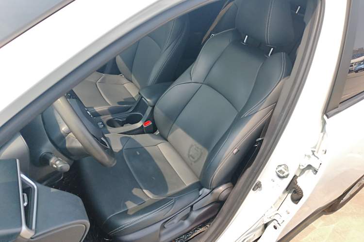 Used Toyota FRONTLANDER 2022 2.0L CVT Leading Edition