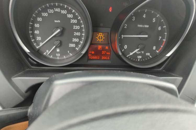 Used BMW Z4 2013 sDrive20i Leading Model
