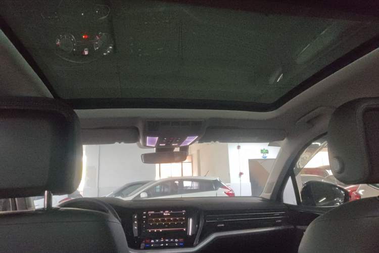 Used Volkswagen Touareg 2022 2.0 TSI Flagship Special Edition Headliner