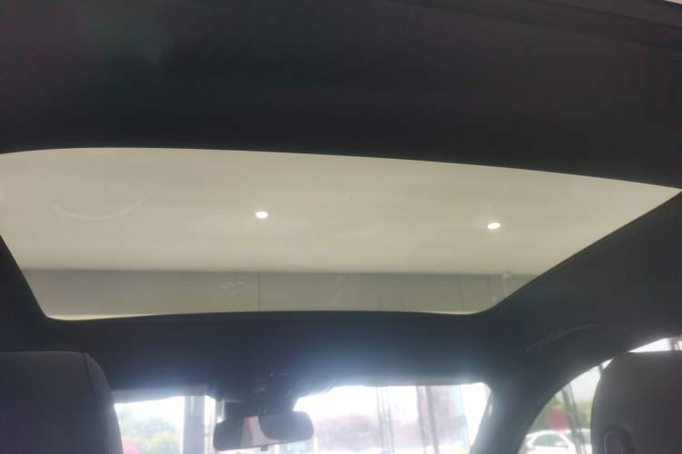 Used Mercedes-Benz GLA 2022 Second Facelift GLA 200 Headliner