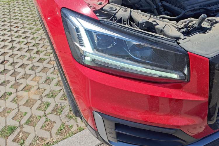 Used Audi Q2L 2020 35 TFSI Fashion Dynamic Model Right Front Headlight