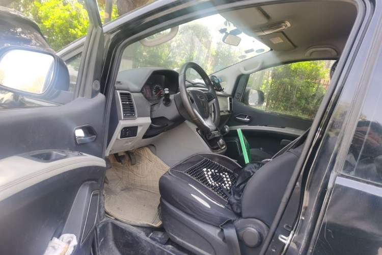 Used JAC Refine M4 2016 2.0L Manual Comfort Edition
