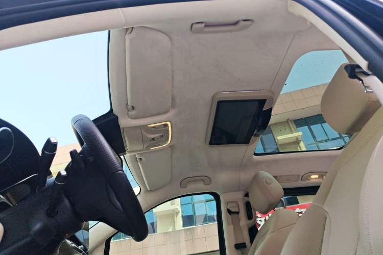 Used Mercedes-Benz V-Class 2021 V 260 Prestige Edition
