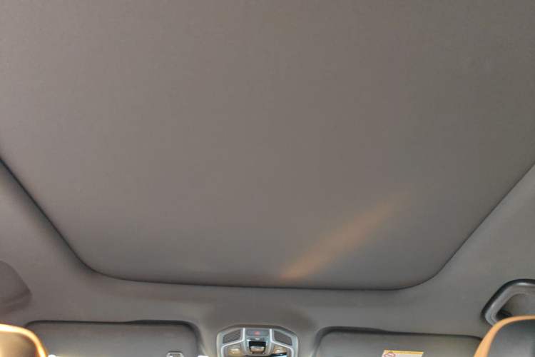 Used Geely Galaxy Xingjian 7 EM-i 2025 120km Exploration+ Version
