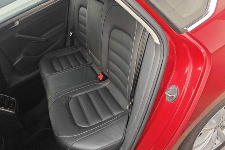 Used Volkswagen Passat 2016 330TSI DSG Luxury Edition Left Rear Seat