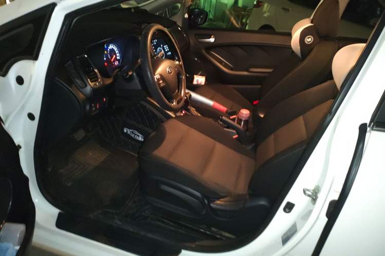 Used Kia K3 2016 1.6L Automatic GLS