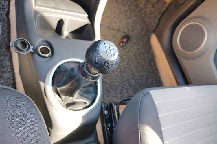 Used Suzuki Swift 2014 1.3L Manual Standard Edition