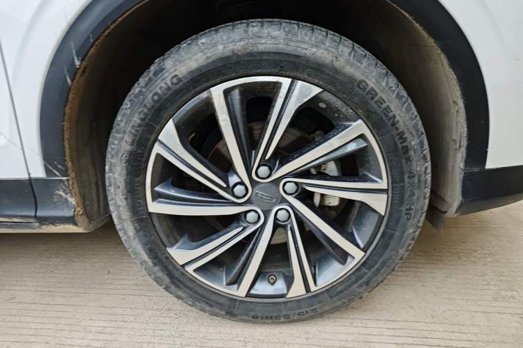 Used Geely Auto Coolray 2019 260T DCT Knight China VI Standard Right Front Wheel Hub