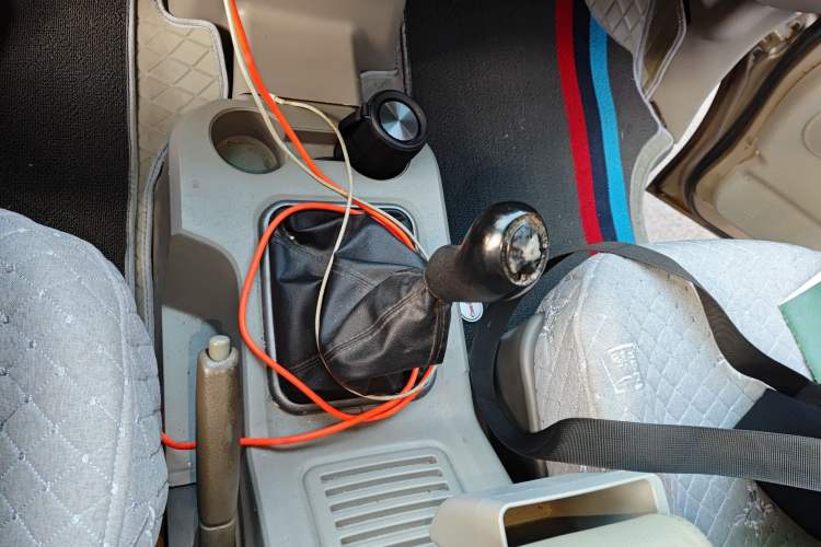 Used FORTHING Lingzhi 2015 M3 1.6L 7-Seater Luxury Model
