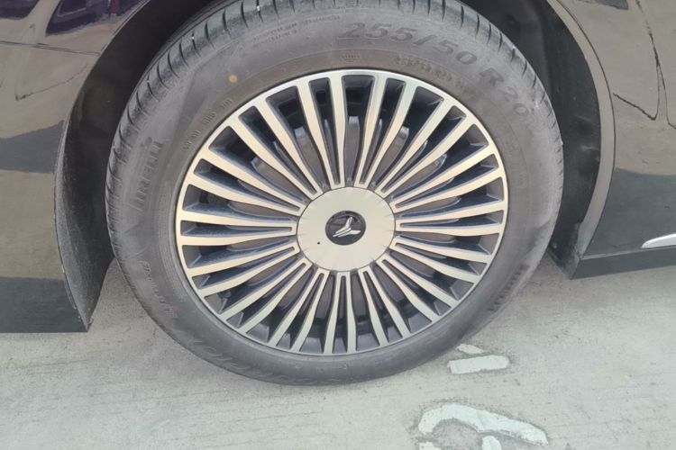 Used VOYAH Dream 2025 PHEV Four-Wheel-Drive Flagship Version – Qiankun Edition
