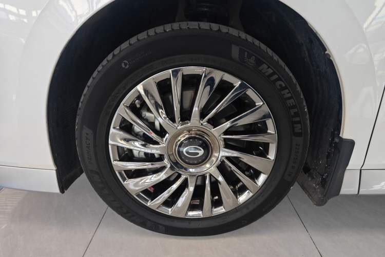 Used GAC Trumpchi M8 2023 Zongshi Series Dual-Motor Supreme Edition
