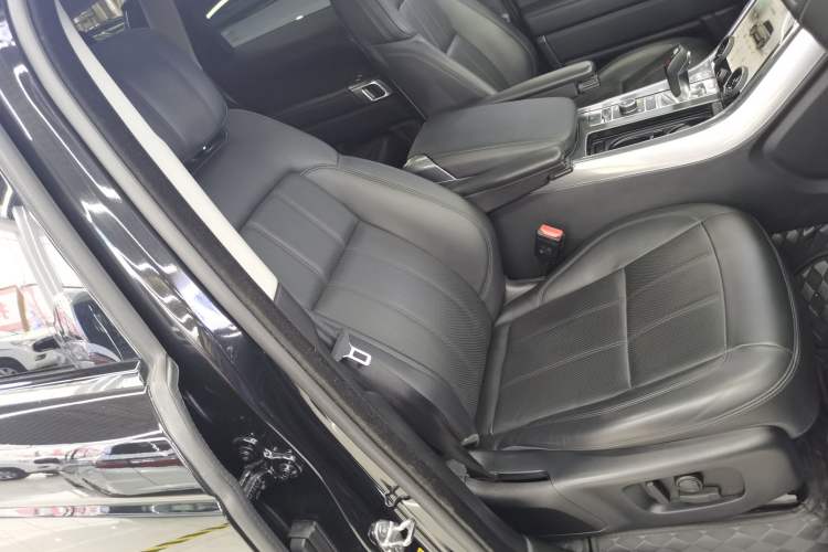 Used Land Rover Range Sport 2019 3.0 SC V6 Special Edition Right Front Seat