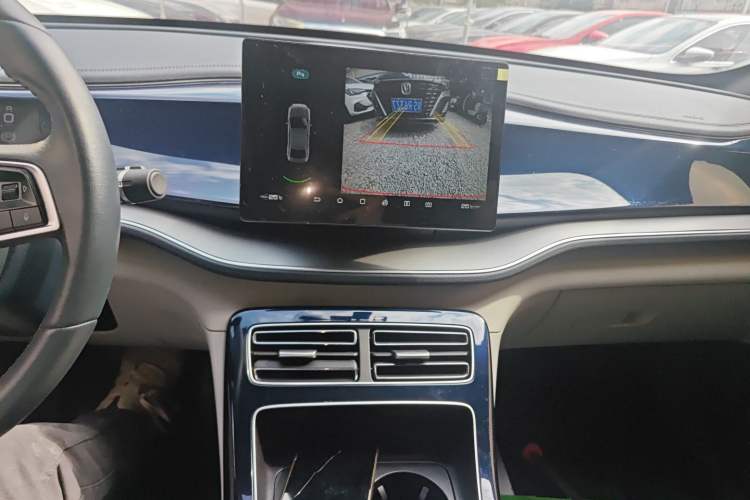 Used BYD Qin PLUS 2021 DM-i 55KM Flagship Model Audio And AC Panel