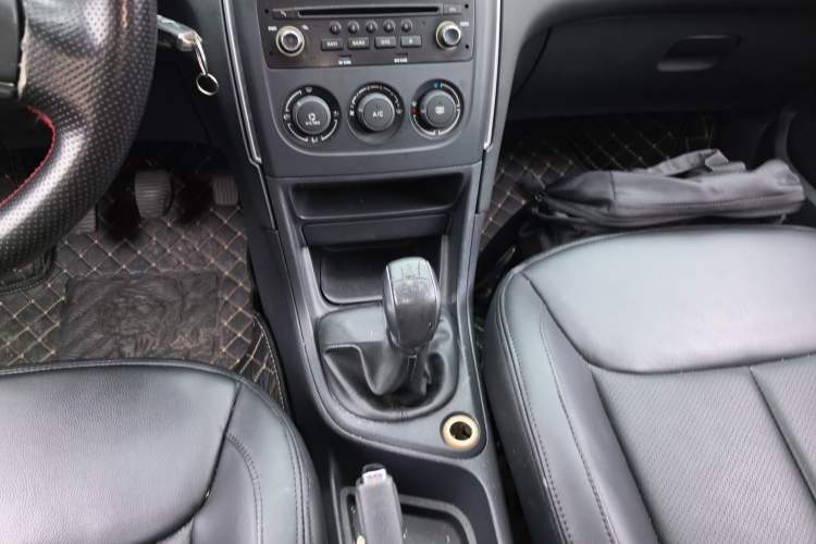 Used Peugeot 308 2014 Enjoy Edition Classic 1.6L Manual YouShang Model Gear Lever