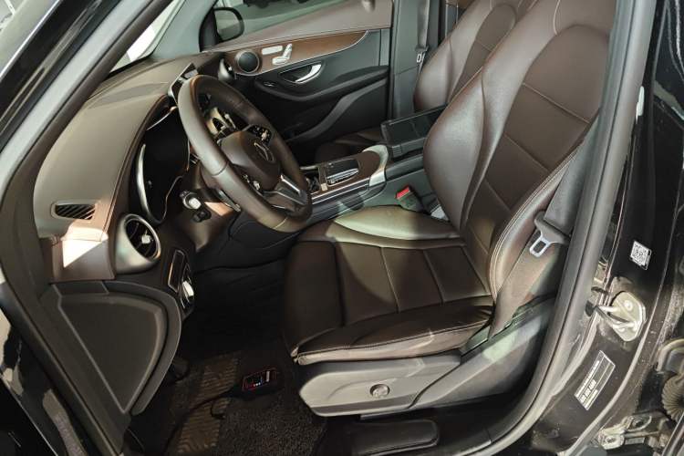 Used Mercedes-Benz GLC 2022 Facelift GLC 260 L 4MATIC Luxury Edition