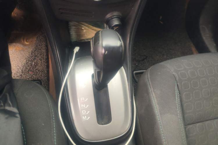 Used Chevrolet Trax 2016 1.4T Automatic Two-Wheel Drive Comfort Version with Sunroof
