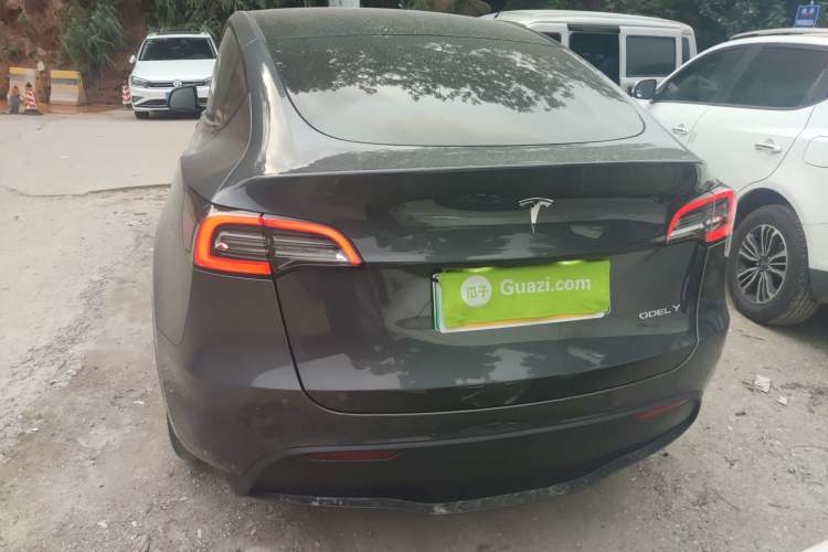 Used Tesla Model Y 2022 Long-Range All-Wheel-Drive Version Rear