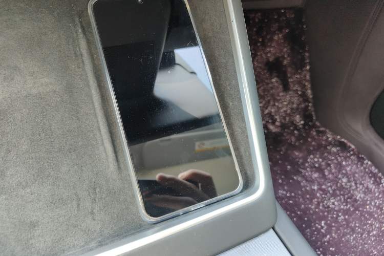 Used Tesla Model Y 2025 Rear-Wheel-Drive Version