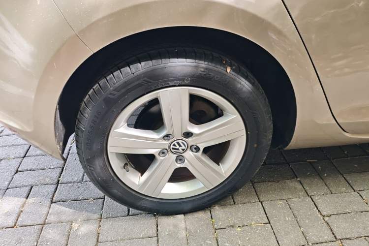 Used Volkswagen Golf 2017 1.6L Automatic Comfort Million-Vehicle Anniversary Edition