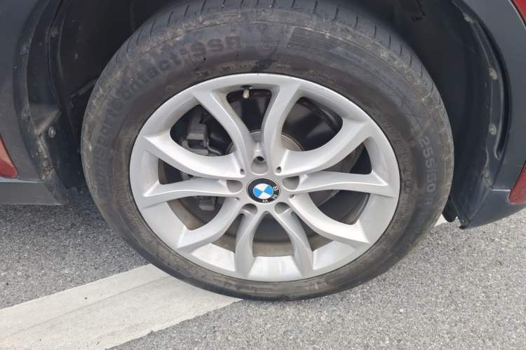 Used BMW X6 2017 xDrive28i
