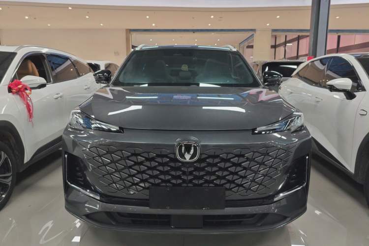 Used CHANGAN CS55PLUS PHEV 2025 Smart New Blue Whale 125km Battleship Edition Front