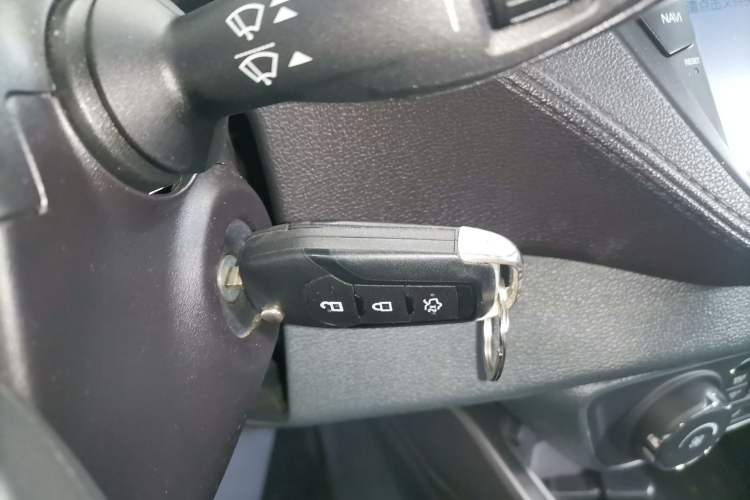 Used Ford Escort 2017 Happy Edition 1.5L Manual Fashion Model