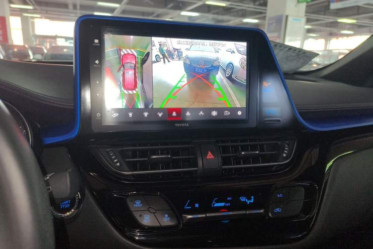 Used Toyota IZOA 2020 2.0L Yichi Version
