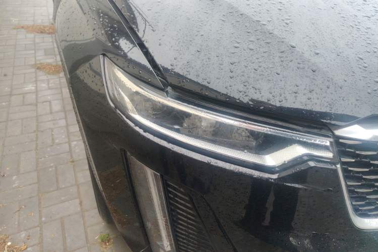 Used Cadillac XT6 2022 2.0T Six-Seater Four-Wheel-Drive Luxury Standard Edition Right Front Headlight