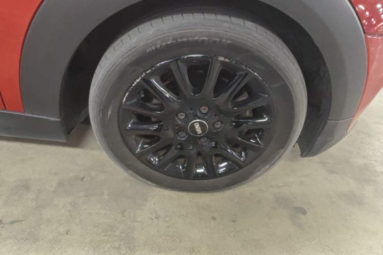 Used MINI 2016 1.2T ONE Pioneer Edition Right Front Wheel Hub