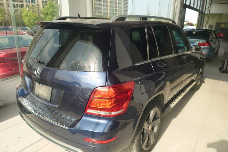 Used Mercedes-Benz GLK-Class 2013 GLK 300 4MATIC Dynamic Sunroof Model Rear Right 45 Deg