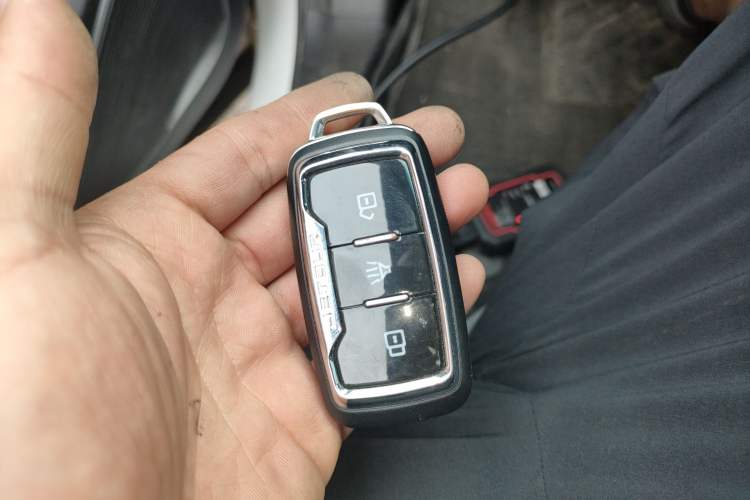 Used JETOUR X70M 2021 1.5T DCT Luxury Partner Model 5 Seats