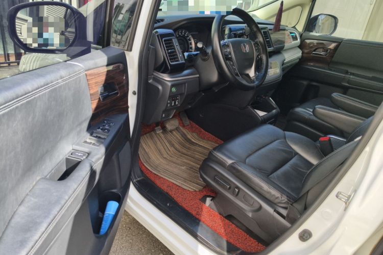 Used Honda Elysion 2016 2.4L Style Edition Driver Seat