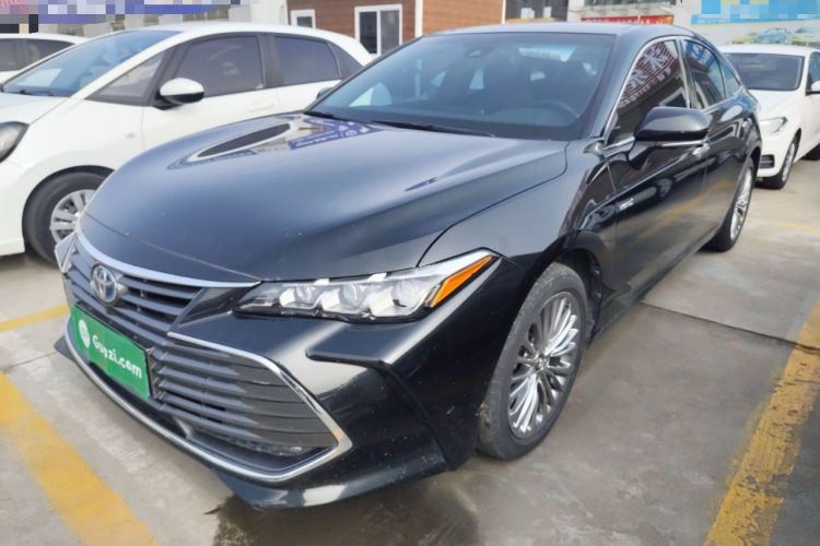 Used Toyota Avalon 2019 Dual-Engine 2.5L XLE Prestige Version China VI Standard