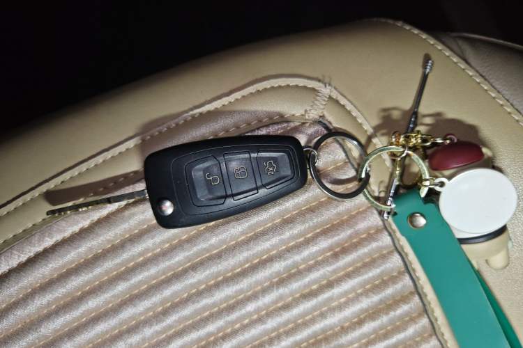 Used Ford Focus 2012 Sedan 1.6L Automatic Prestige Model