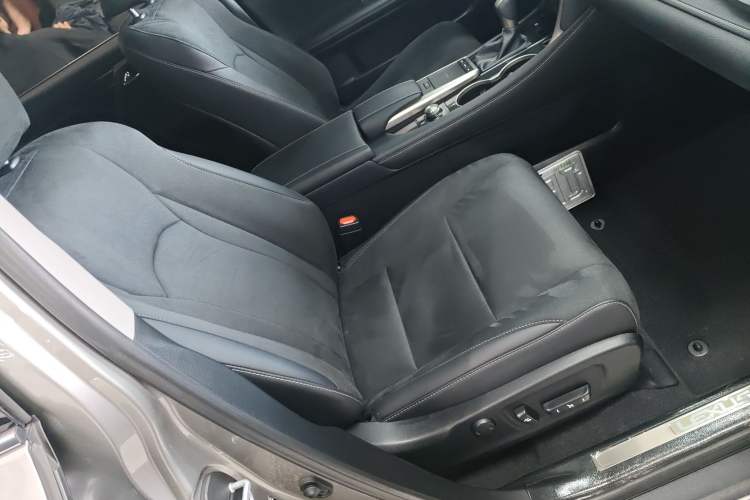 Used Lexus RX 2020 300 Two-Wheel Drive Elite Edition China VI Standard
