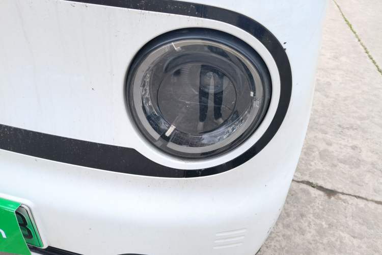 Used Geely Galaxy Panda 2024 Panda Mini 200km Endurance Bear Left Front Headlight