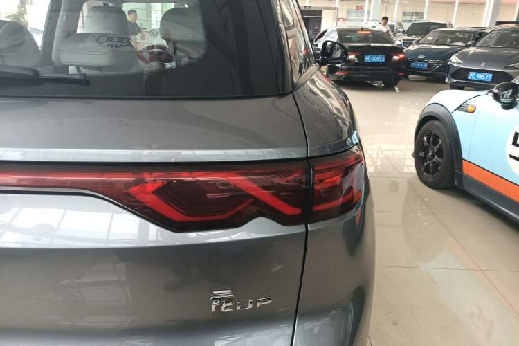 Used BYD Yuan UP 2024 401KM Beyond Edition Right Rear Taillight
