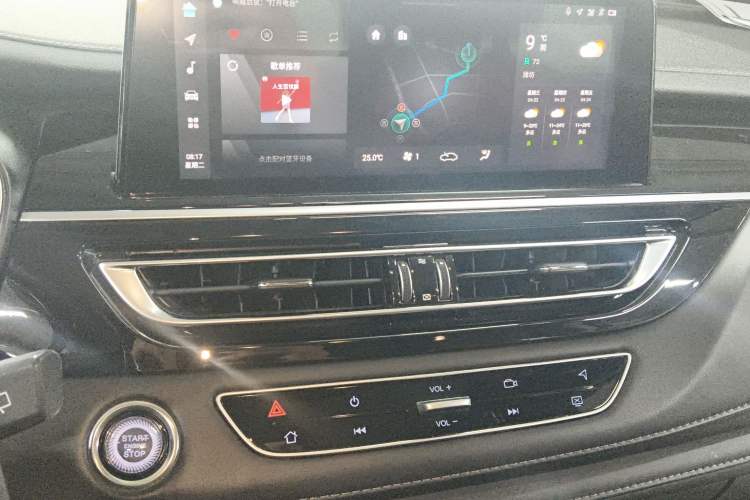 Used CHANGAN CS75 2022 Blue Whale Edition 1.5T DCT Prestige Model
