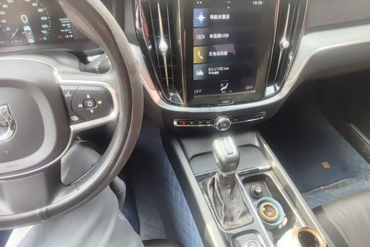 Used Volvo S60 2020 T4 Zhiyi Luxury Edition
