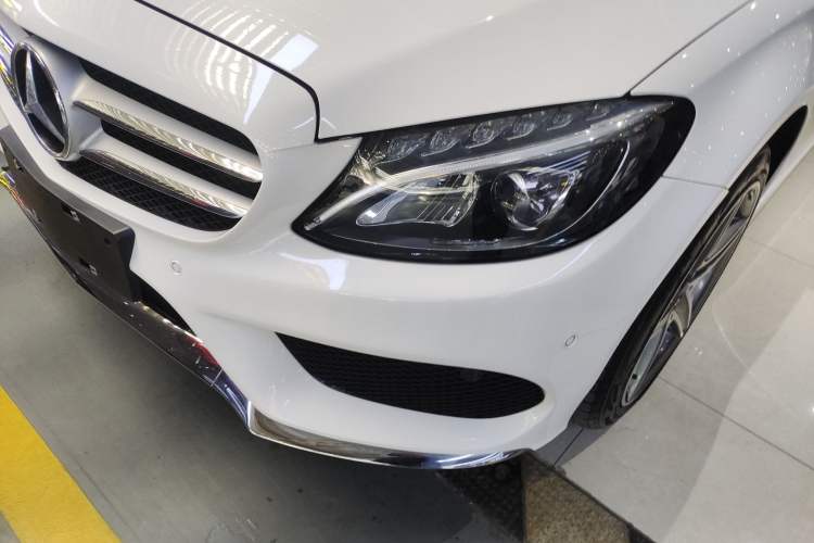 Used Mercedes-Benz C-Class 2015 C 200 station wagon