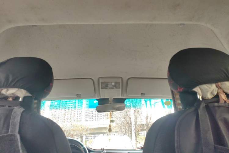 Used Jinbei New Hiace X30L 2021 1.5L Business Central Air-Conditioned Coach China VI Standard SWC15M