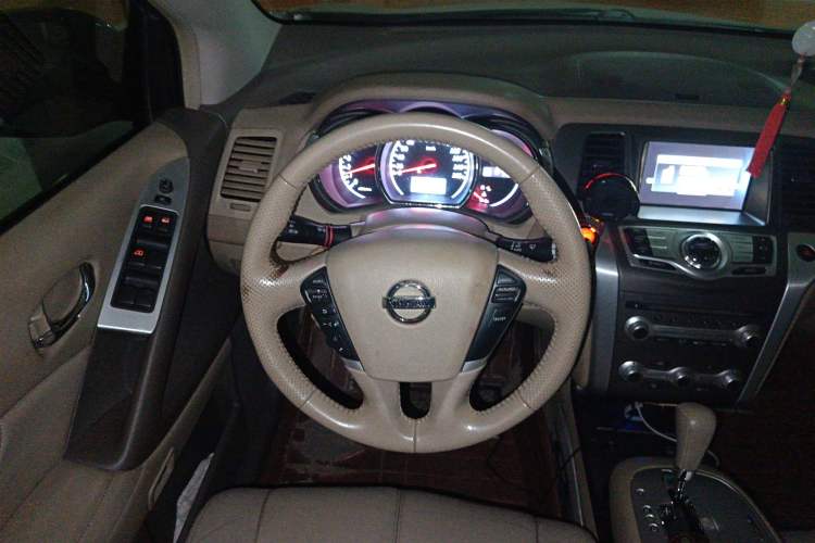 Used Nissan Murano 2011 3.5L CVT