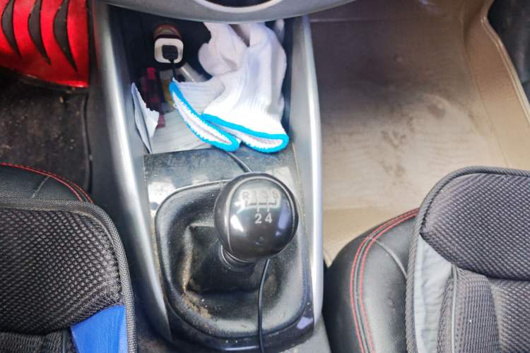 Used Kia Forte 2014 1.6L MT GL