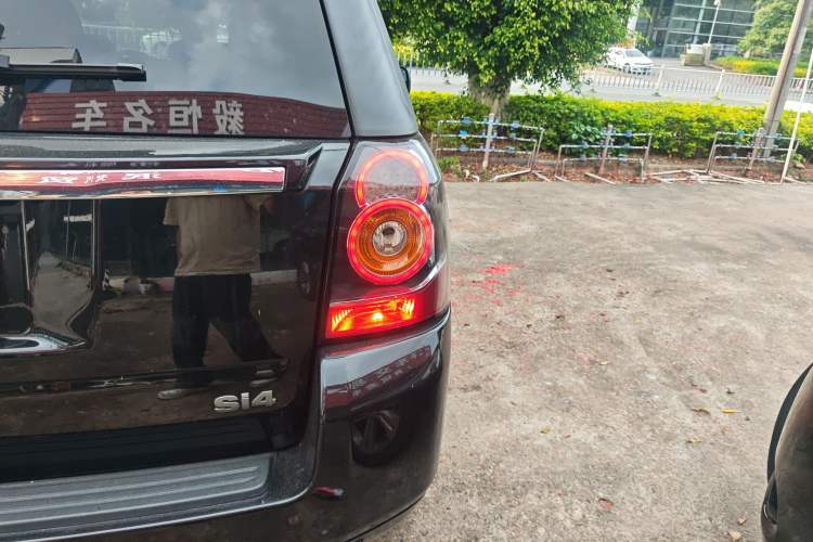 Used Land Rover Freelander 2 2014 2.0T Si4 SE Gasoline Version
