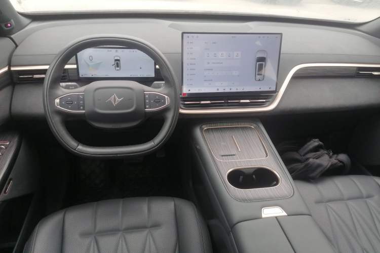 Used Dongfeng eπ eπ008 2025 210Max Range-Extended Version 5 Seats