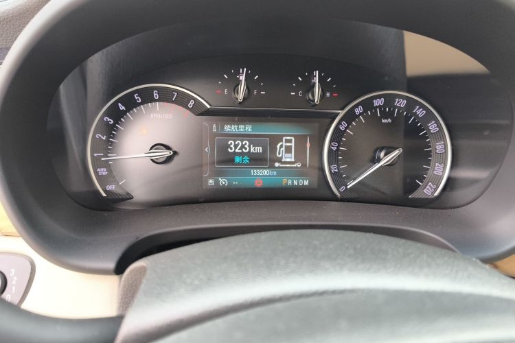 Used Buick GL8 2017 ES 28T Comfort Model China V Standard Odometer Close Up